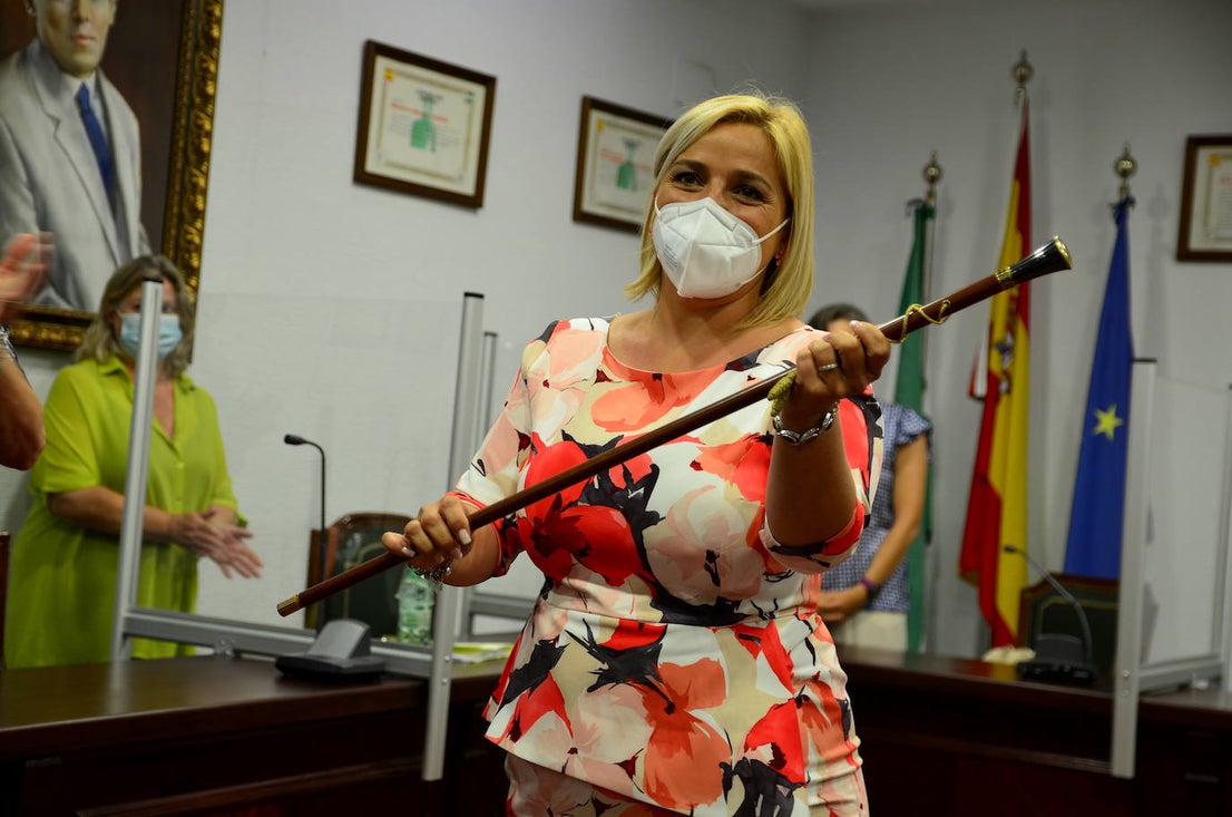 Fotos: Purificación López Quesada, nueva alcaldesa de La Zubia tras prosperar la moción de censura