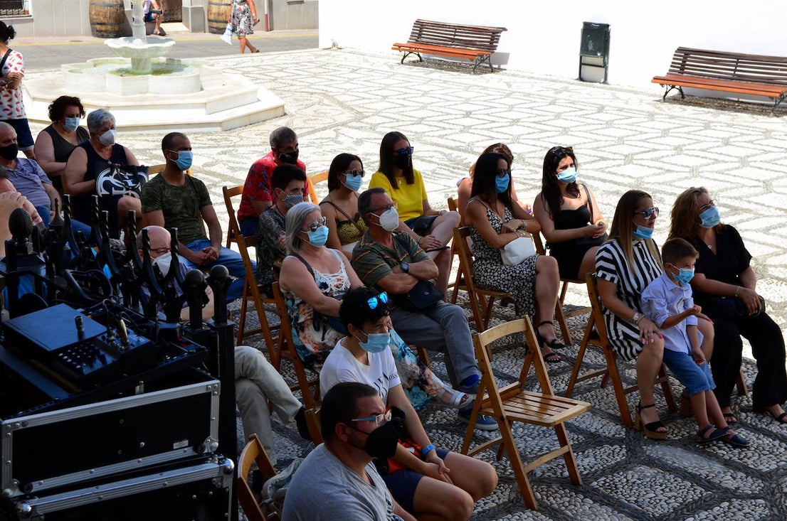 Fotos: Purificación López Quesada, nueva alcaldesa de La Zubia tras prosperar la moción de censura