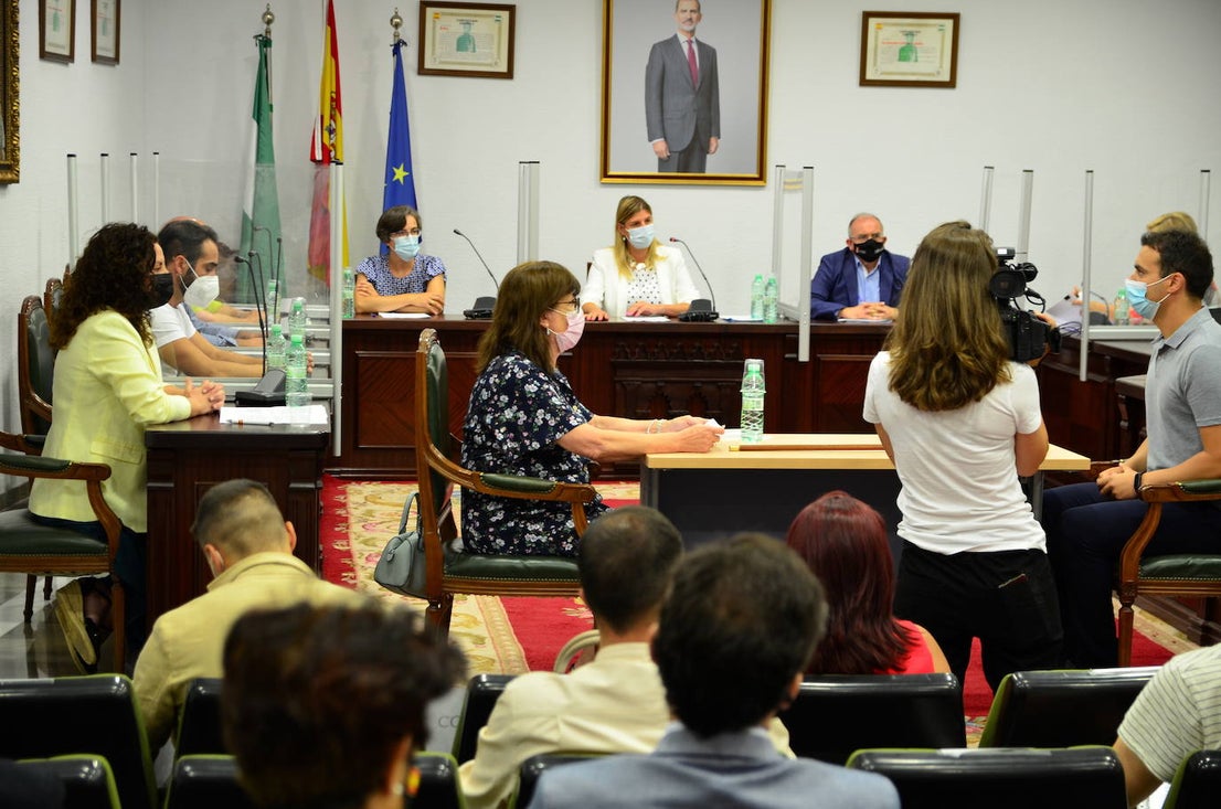 Fotos: Purificación López Quesada, nueva alcaldesa de La Zubia tras prosperar la moción de censura