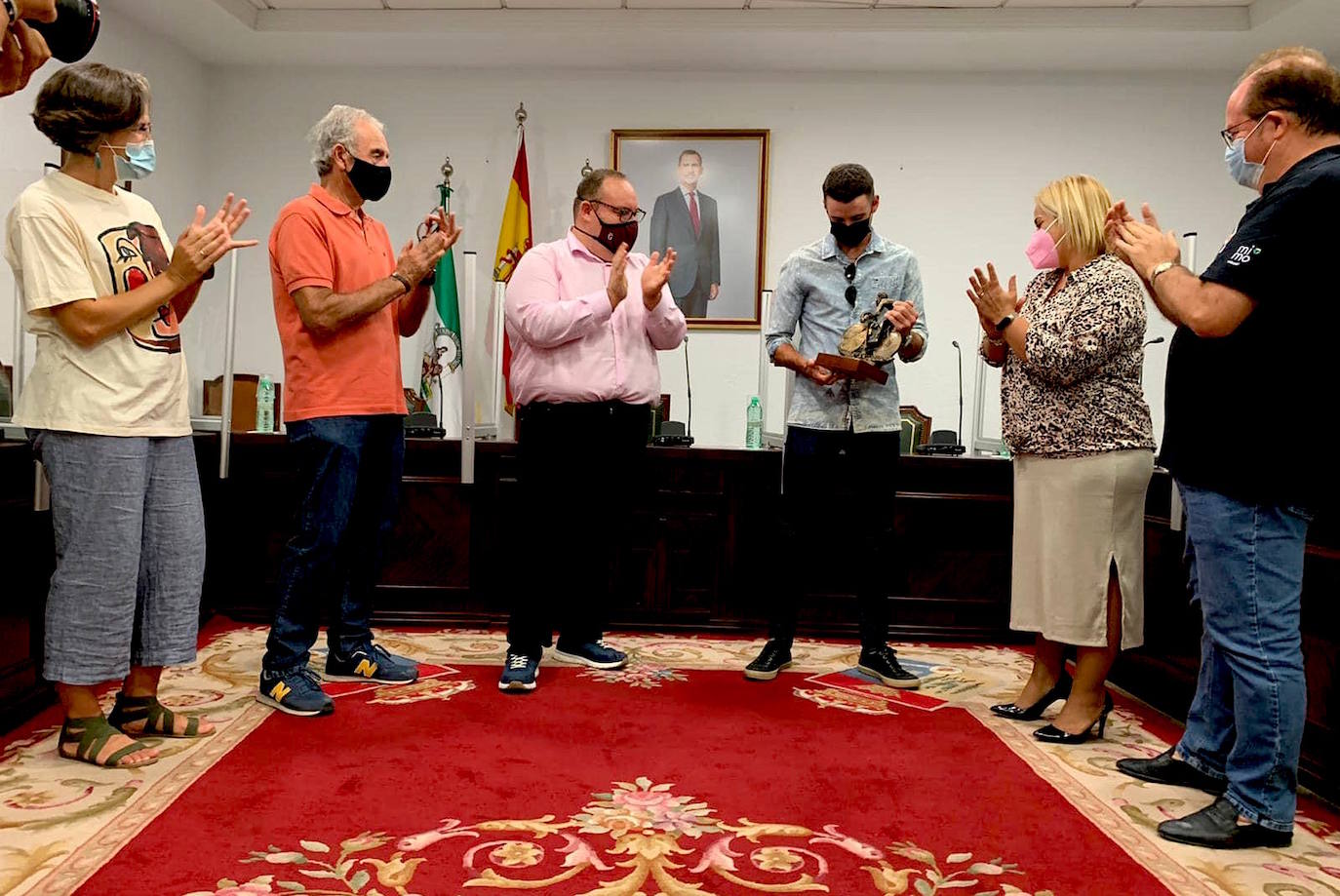 Homenaje a Álvaro Cuadros en el Ayuntamiento de La Zubia.