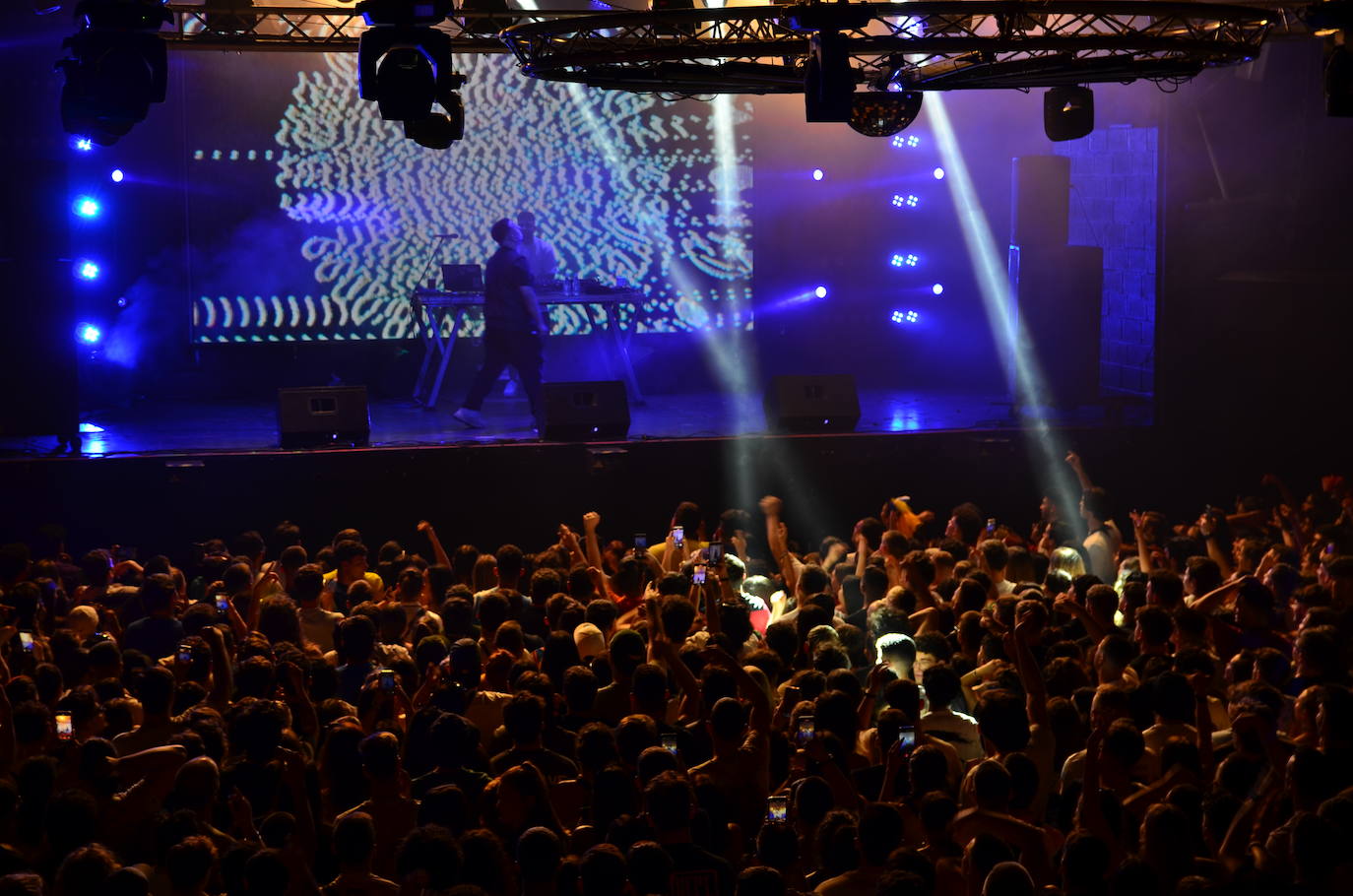 Concierto de Cruz Cafuné en la Copera.