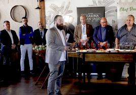 Entrega de premios de la primera edición de la 'Ruta de la alcachofa' de La Zubia.