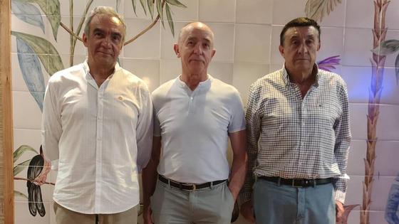 Javier Olivares gana el concurso 'Objetivo Sierra Nevada' con una fotografía del Trevenque