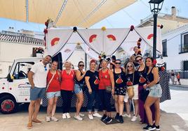 Las carrozas engalanadas son una tradición.