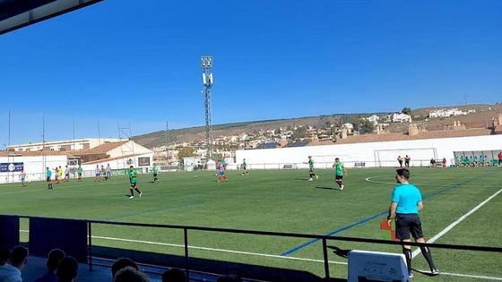 El Huétor Vega saca un punto en Las Viñas ante el Polideportivo Almería