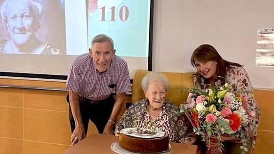 La Zubia despide a María Sánchez, la 'abuela' de Andalucía