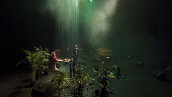 La compañía Versonautas protagoniza una nueva velada musical en La Zubia