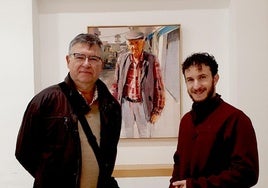 El pintor Manuel Beltrán y el concejal de Cultura, Pablo Laguna.
