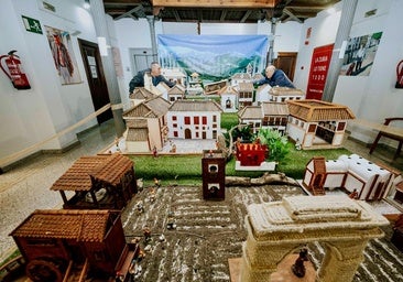 Belén Monumental de La Zubia, este año montado en una plataforma a tres alturas.