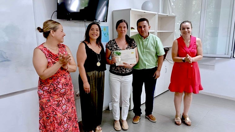 Diez mayores de 52 años consiguen un contrato en La Zubia gracias a un programa de capacitación