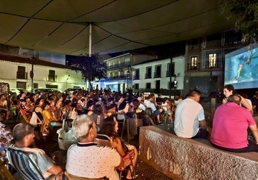 El Ayuntamiento de La Zubia llena las plazas de cine al aire libre