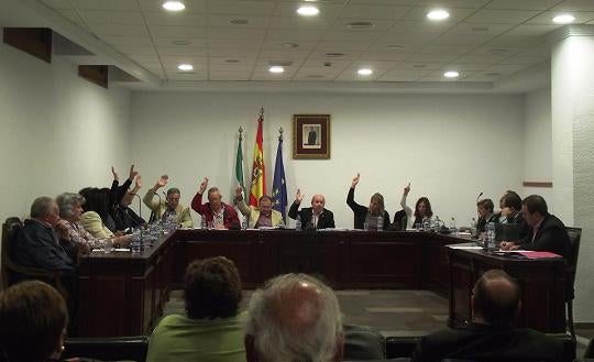PSOE e IU denuncian el incremento del 10% del IBI