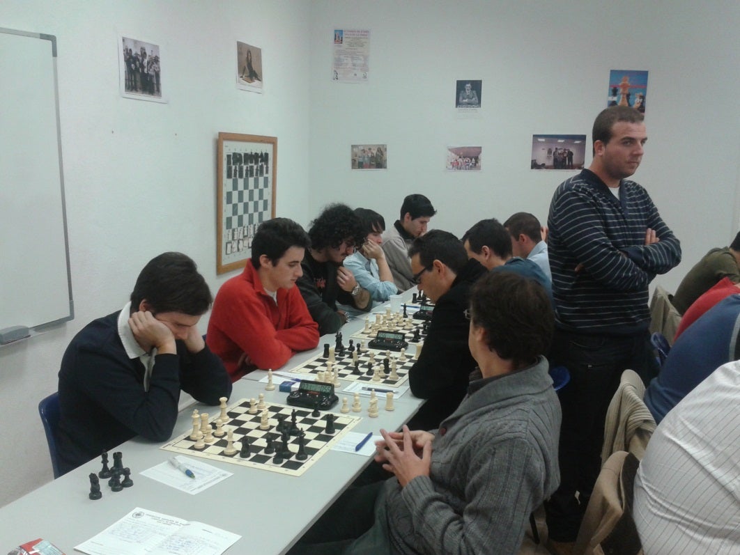 La Cartonera Lucentina se proclama campeona en la Primera Andaluza de ajedrez