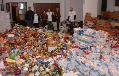 La Zubia se vuelca y aporta más de 6.000 kilos de alimentos a 'La Gran Recogida 2012'