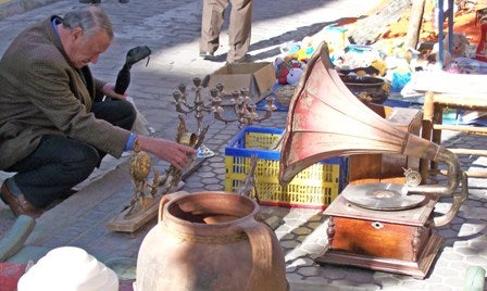70 fotos aspiran a llevarse el premio 'Mercadillo de Antigüedades. Ciudad de La Zubia'