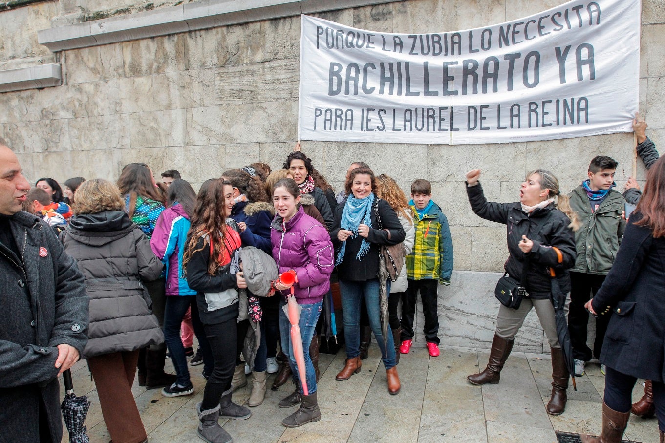 Padres del instituto Laurel de la Reina de La Zubia piden que se amplíe el Bachillerato en el centro