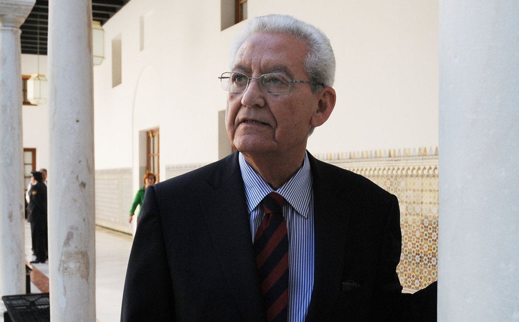 Entrega del premio Miguel Hernández a Rafael Escuredo