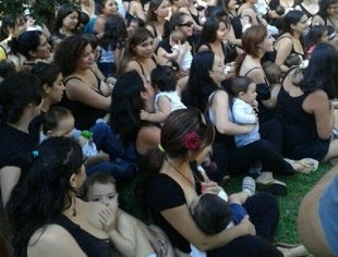 Tetada popular y charla informativa para embarazadas y mamás lactantes