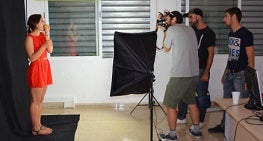 Curso de improvisación teatral y relaciones sociales en La Zubia Joven