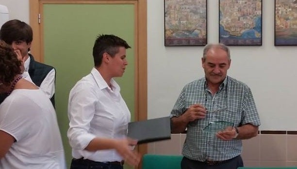El Ampa Aljibe Pizarrin del colegio Alzawiya rinde homenaje a Antonio Montalvo