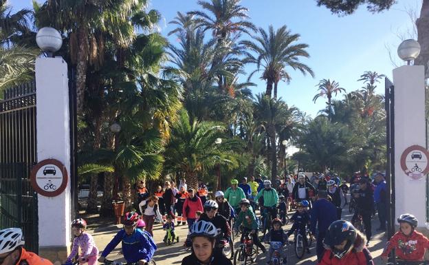 En la jornada celebrada el domingo participaron niños de todas las edades bajo el lema 'No hay camino para la paz, la paz es el camino'. 