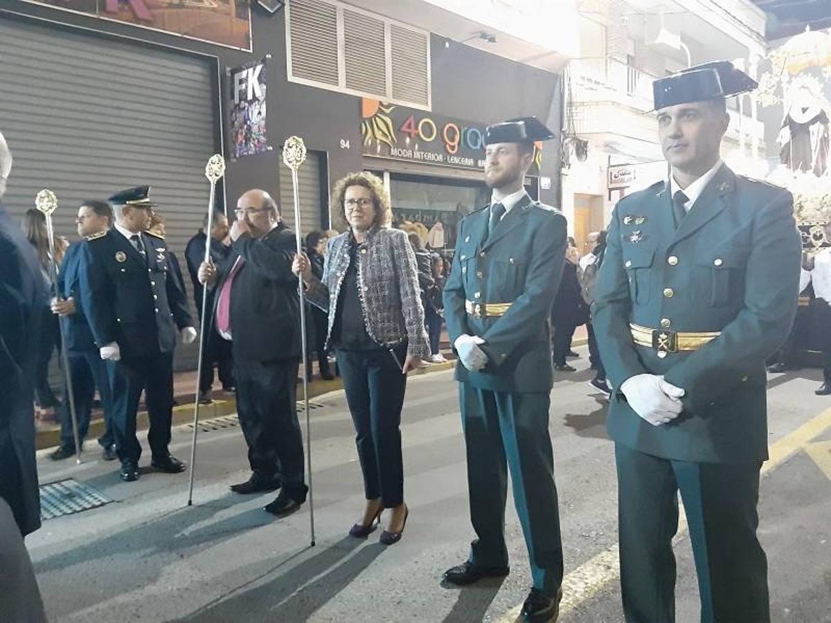 La Cofradía Santo Cristo de la Misericordia y Santísima Virgen de la Amargura (Madre de la Salud) procesionó este Miércoles Santo por las calles de Garrucha de manera muy emotiva.