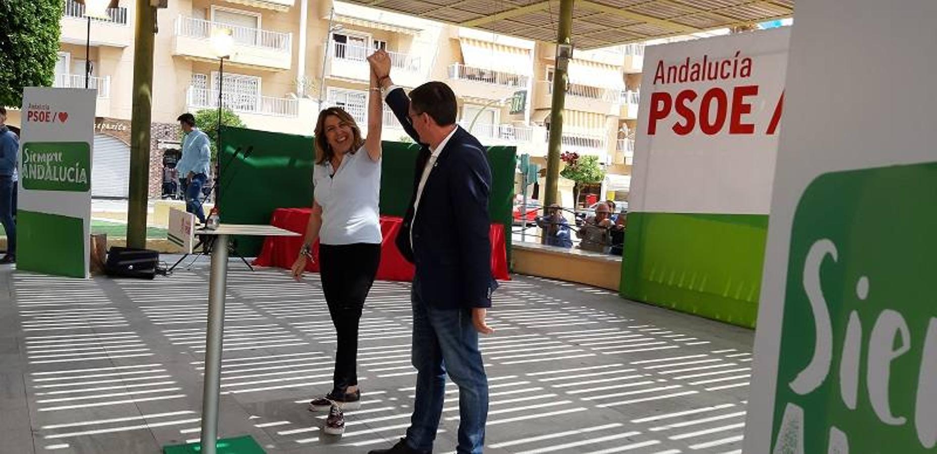 Los socialistas celebraron un acto en el parque del Recreo de Cuevas del Almanzora en el que conmemoraron el 40 aniversario de los ayuntamientos democráticos.