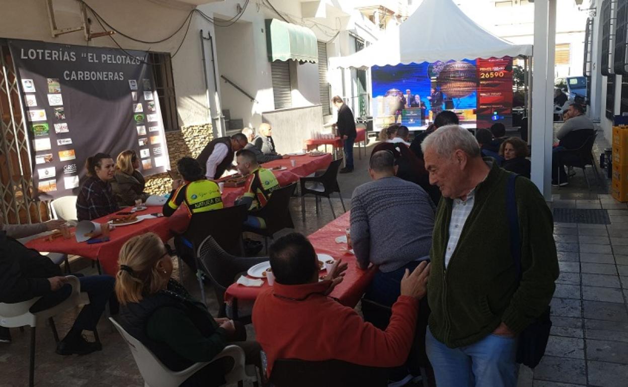 Un 'décimo sorpresa' vuelve a traer la suerte a Carboneras