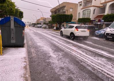 Imagen secundaria 1 - Así han quedado las calles de la localidad. 