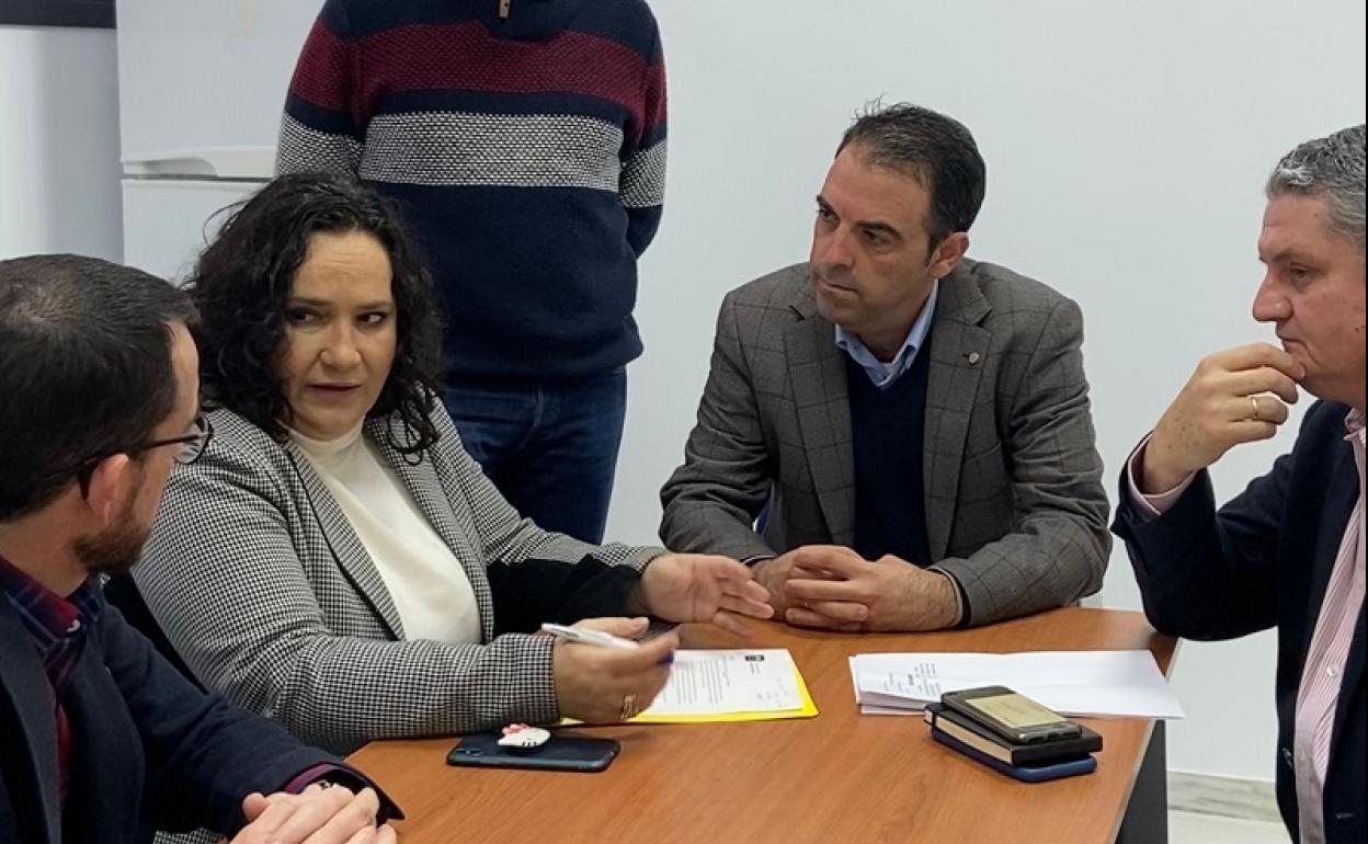 El Delegado de Salud visita los centros médicos de Antas y Los Gallardos