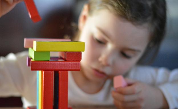 Padres de Antas comparten un vídeo animando a quedarse en casa