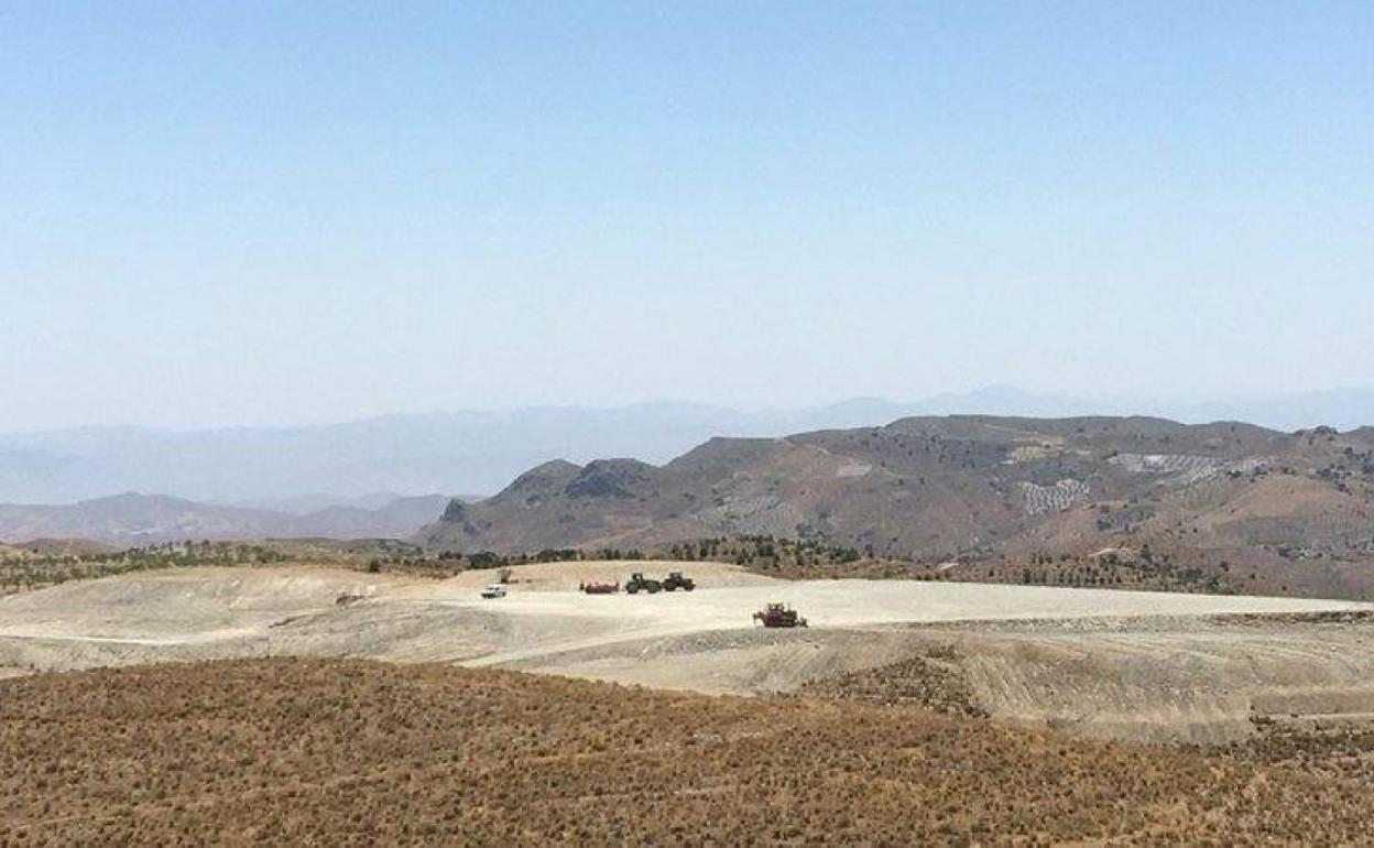 Los vecinos de Taberno se movilizan contra la construcción de una macrogranja