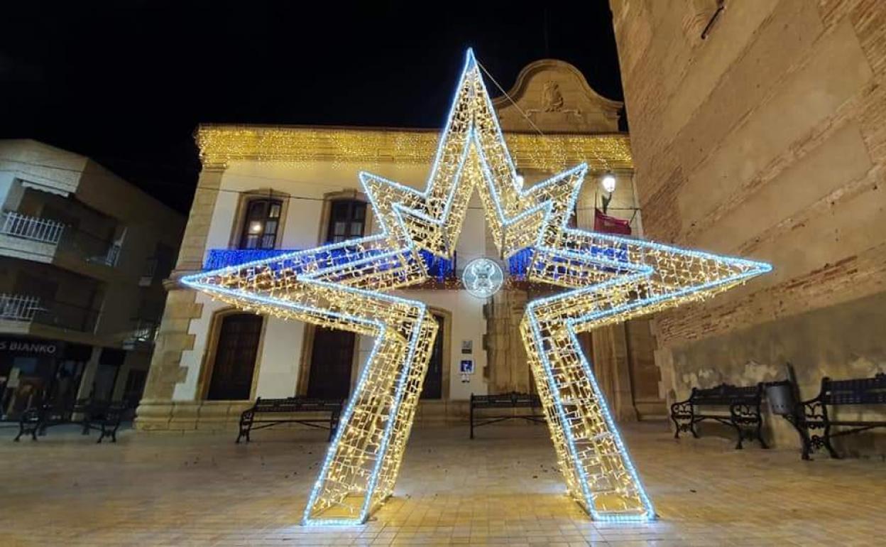 Más de un millón de luces leds anuncian la Navidad en Vera