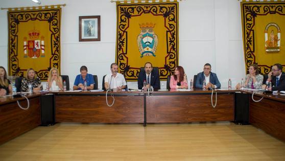 El Ayuntamiento de Carboneras anuncia «alegaciones» contra el ultimátum de multar al alcalde