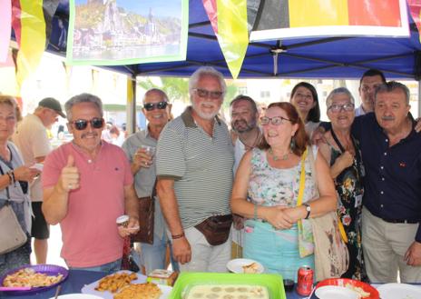 Imagen secundaria 1 - Crisol de orígenes y nacionalidades en el encuentro multicultural de Pulpí