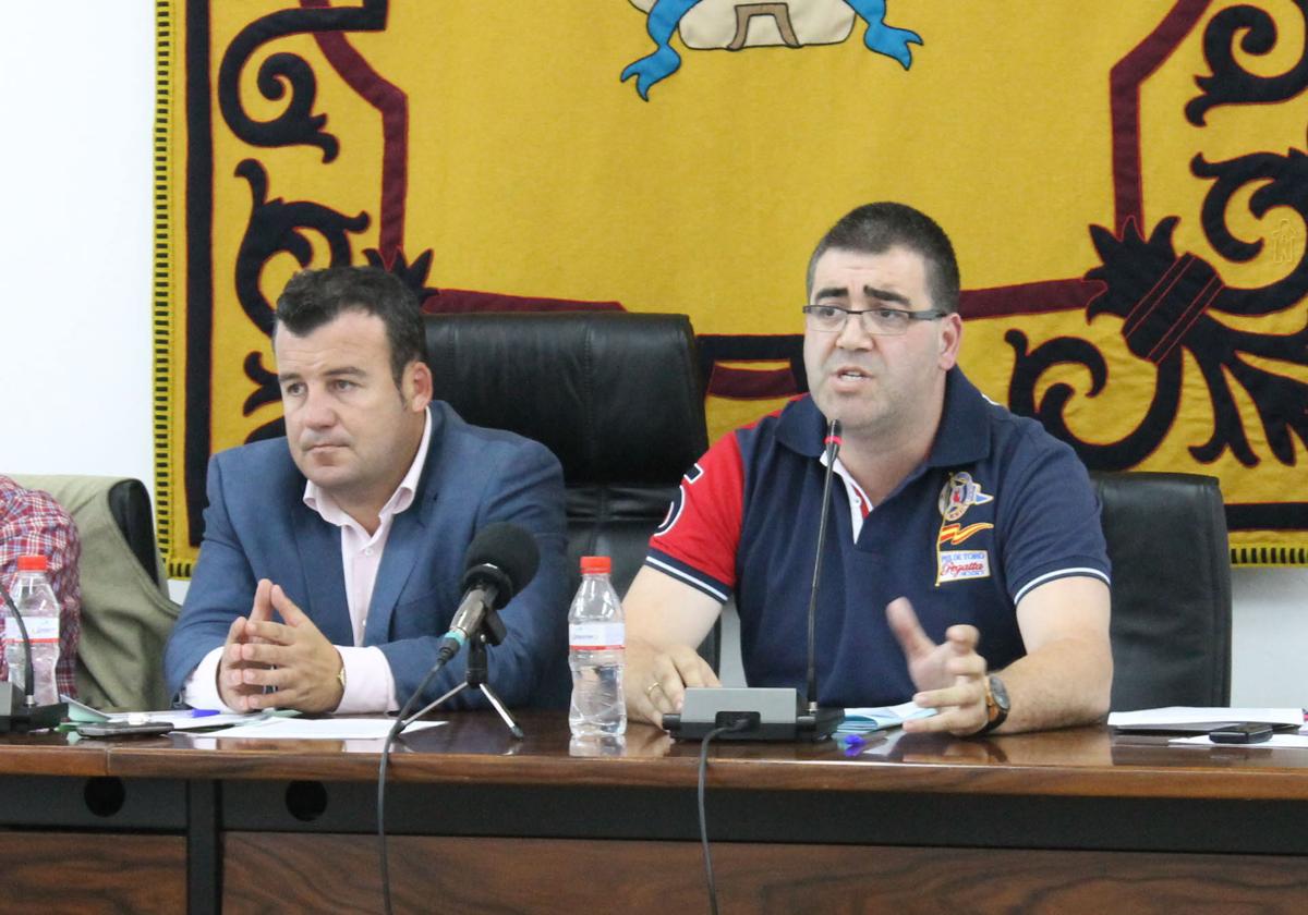 Salvador Hernández y Felipe Cayuela, en una imagen de archivo.