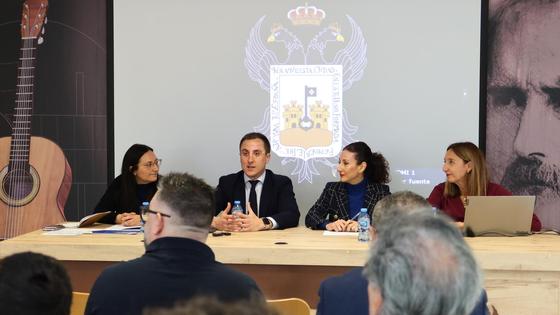 El Ayuntamiento de Vera organiza una jornada de trabajo con los agentes de su sector turístico