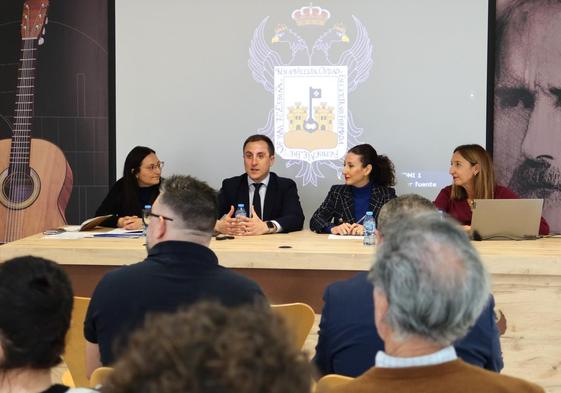 El Ayuntamiento de Vera organiza una jornada de trabajo con los agentes de su sector turístico