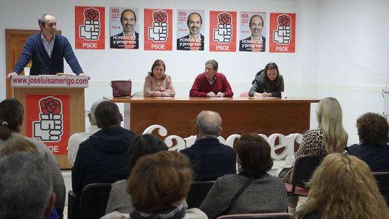 Asamblea del PSOE en Carboneras: «La moción acabará con el desgobierno del PP y los intereses de Cayuela«
