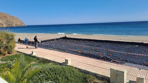 Denuncian un «nuevo algarrobico» en la playa del Lancón de Carboneras