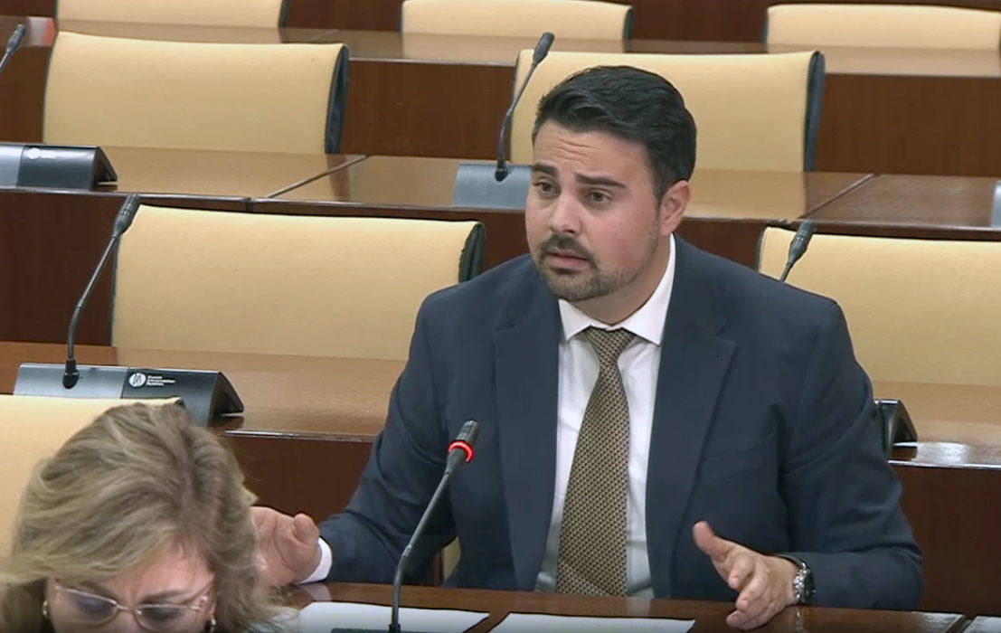 Mateo Hernández en Comisión de Agricultura.