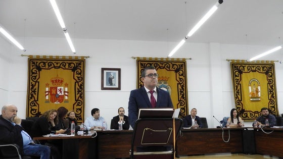 La Fiscalía denuncia al exalcalde de Carboneras por presunta prevaricación contra los policías locales