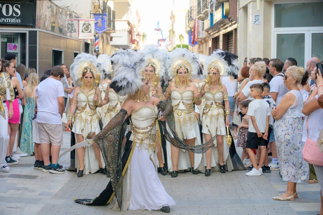 Vera retorna a su pasado medieval