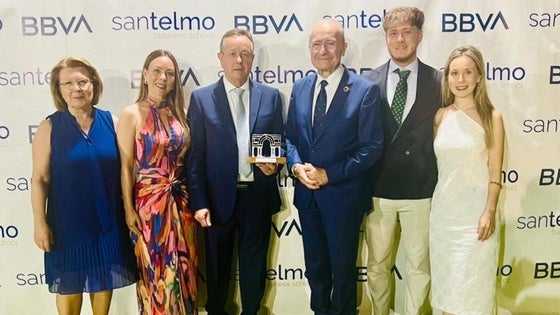 La empresa almeriense J.Cano recibe el premio Empresa Familiar 2024