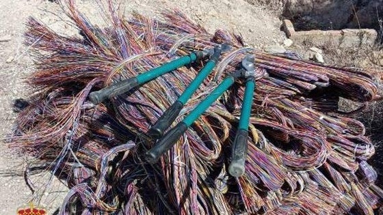 Cinco detenidos en Huércal-Overa por robar cableado de la red telefónica