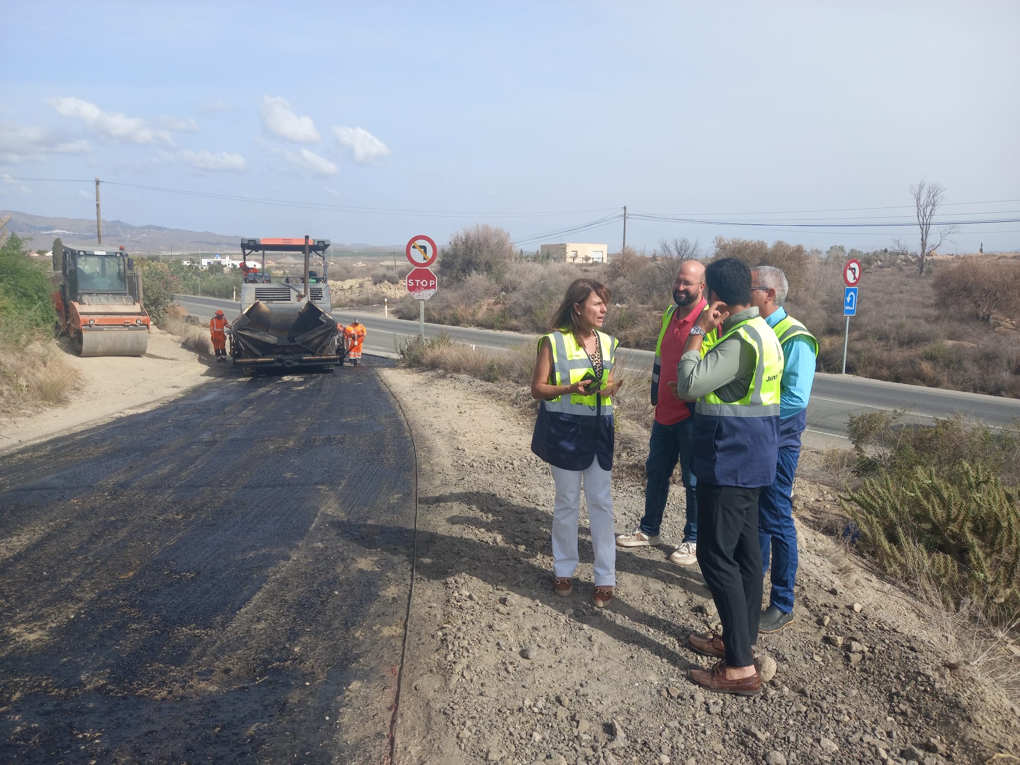 El firme ha sido renovado con 650 toneladas de hormigón.