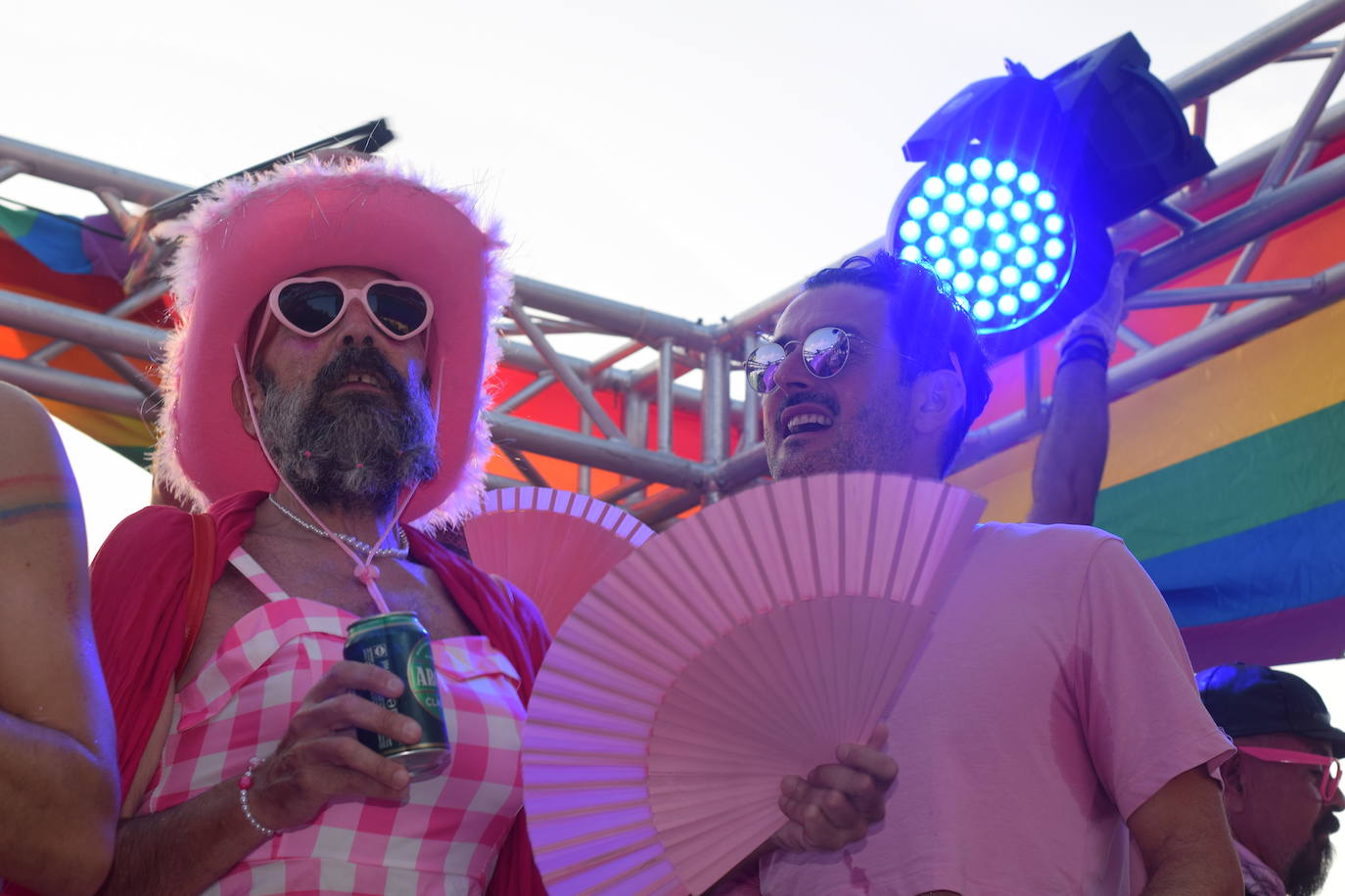 Vera se torna multicolor