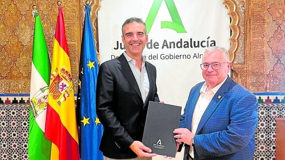 La Junta garantiza el suministro de agua desalada a Garrucha