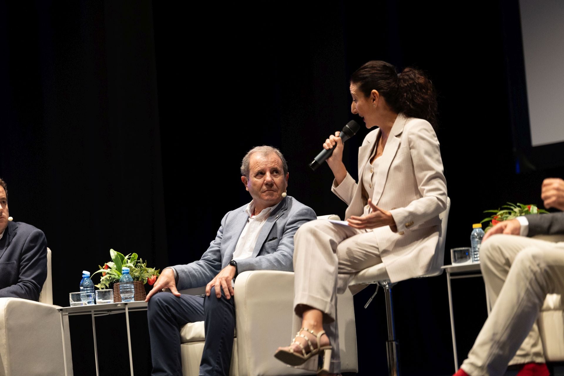 La jornada del AVE en Vera, en fotos