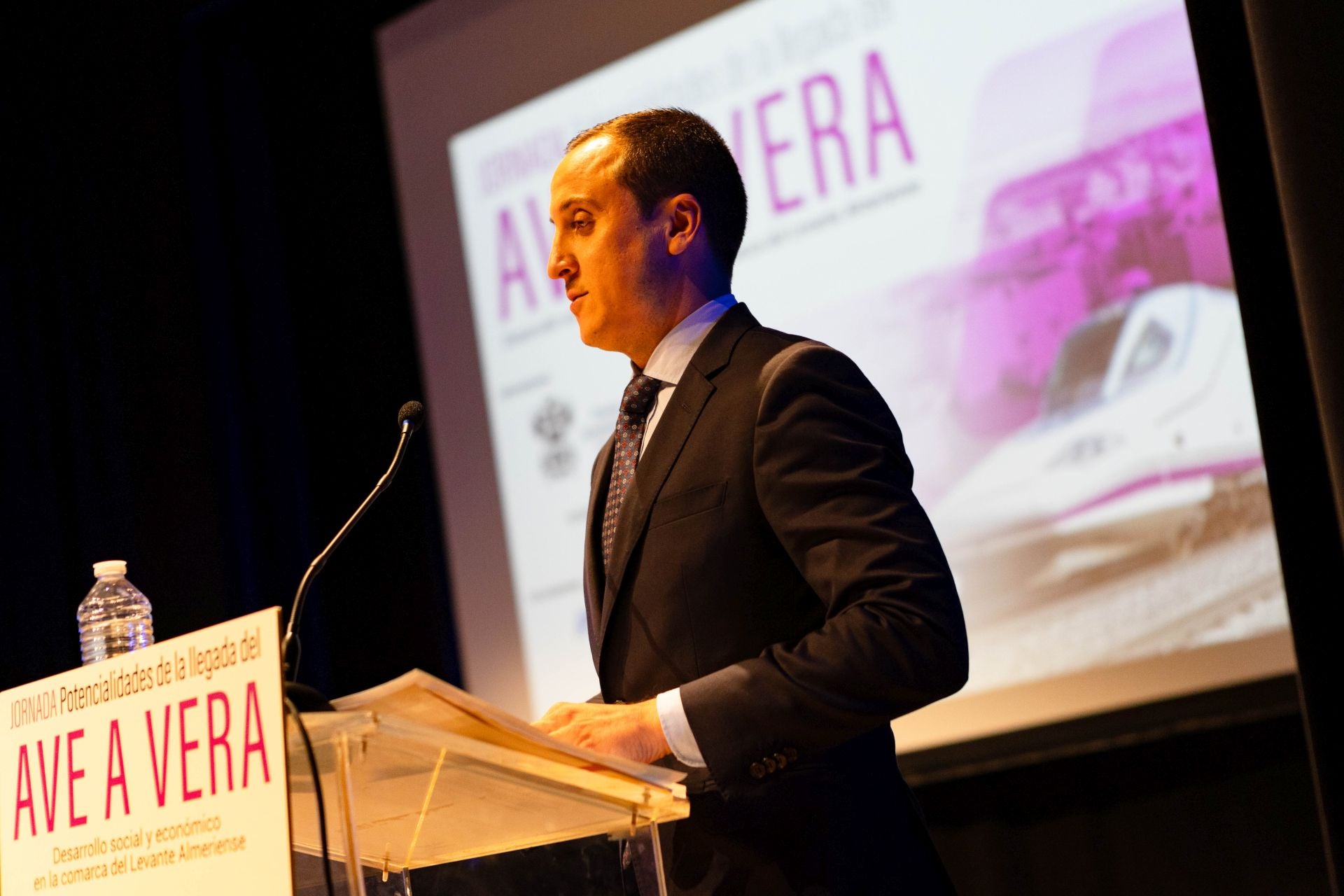 La jornada del AVE en Vera, en fotos